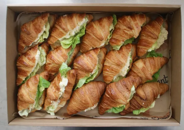 15 Mini Savory Croissants