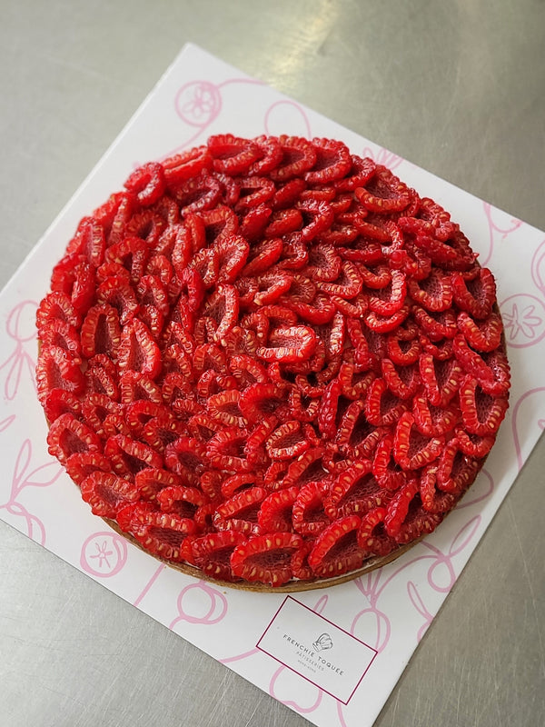 Raspberries are very delicates fruits, which make this tart a true show stopper and one of our best seller. Perfect for any raspberries lovers.