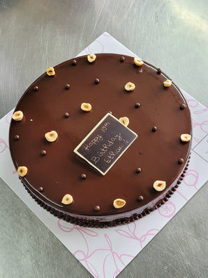 Hazelnut & Praline Cake