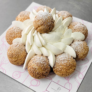 Classic French patisserie, we make our Saint Honore with our flaky pie crust, delicate vanilla cream, handmade praline paste and choux. Crispy and simply delicious, which make it one of the best birthday cake in Hong Kong.