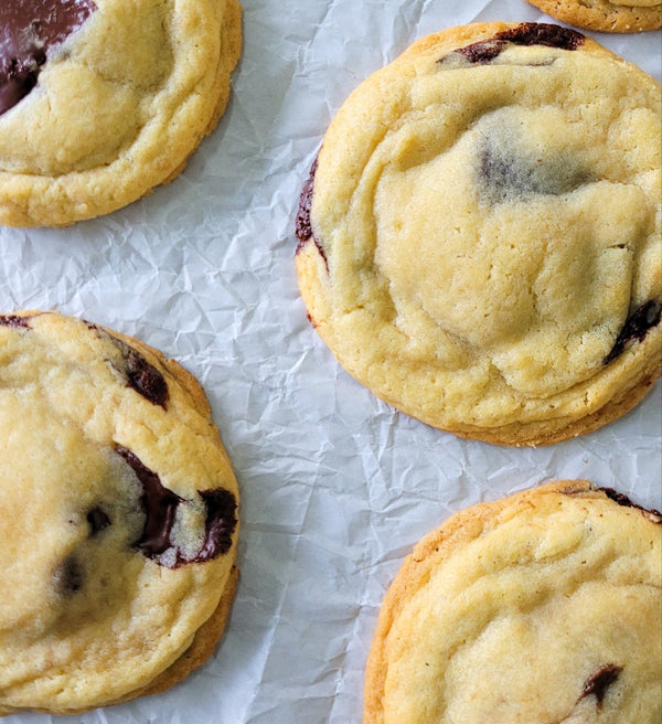 Confidently the best cookies in Hong Kong, our cookies are soft with delicious fillings.  Our best seller cookies are just DE-LI-CIOUS, made with dark Valrhona chocolate and a lava Nutella heart, they are the perfect treat.