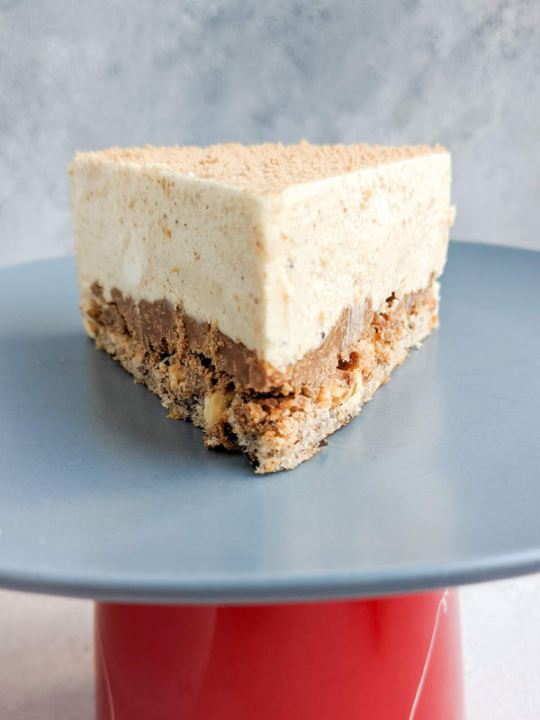 Hazelnut & Praline Cake [BEST SELLER]